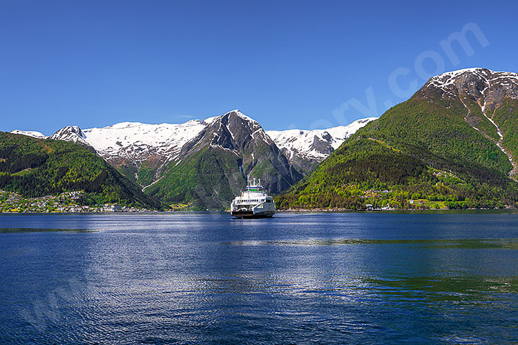 Norwegen, Vestland, Vestland,Sognefjord, Gletscher Bjornabreen und Langedalsbreen am Sognefjord bei Balestrand