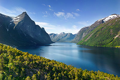 Norwegen, More og Romsdal, More og Romsdal,Romsdal, Bergmassiv östlich und westlich des Eikesdalsvatnet