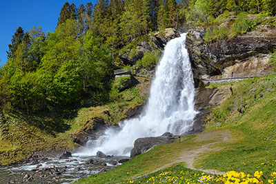 Norwegen, Vestland, Vestland,Hardanger, Steinsdalsfossen an der Landschaftroute Hardanger