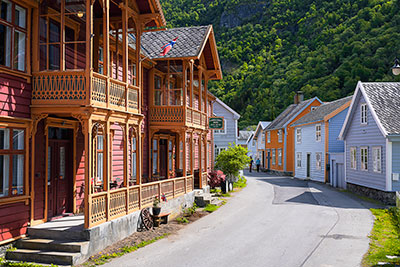 Norwegen, Vestland, Vestland,Sognefjord, Historische Holzhäuser im alten Viertel Laerdalsoyri