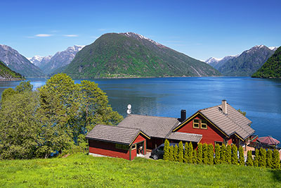 Norwegen, Vestland, Vestland,Sognefjord, Bei Dragsvik an der Mündung des Sognefjords in den Vetlefjord und den Fjaerlandsfjord