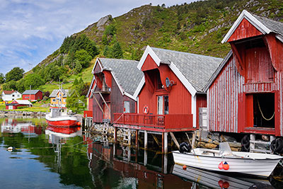 Norwegen, Vestland, Vestland,Nordfjord, Schöne Fischerhäuser in Iglandsvik